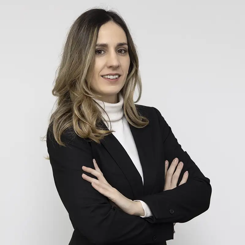 Ritratto manager donna Milano, foto profilo LinkedIn, studio Giovanni Miele